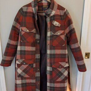 Rare women's Pendleton 100% wool jacket. Excellent condition!